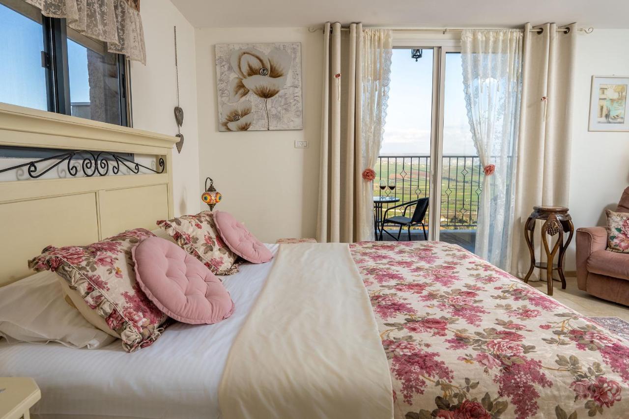 Suite Kolibri In Galilee Semadar Exterior photo